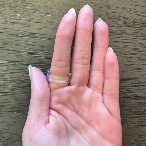 Vintage Lucite Plastic Acrylic Psychedelic Ring - Picture 6 of 6